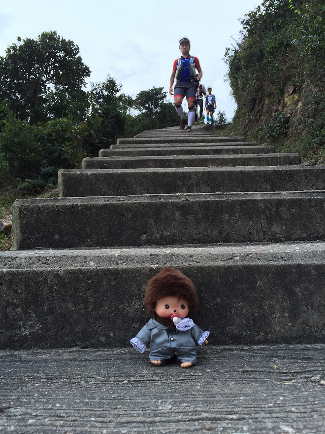 四个人，八条腿，一颗心，我们共同的乐施毅行者