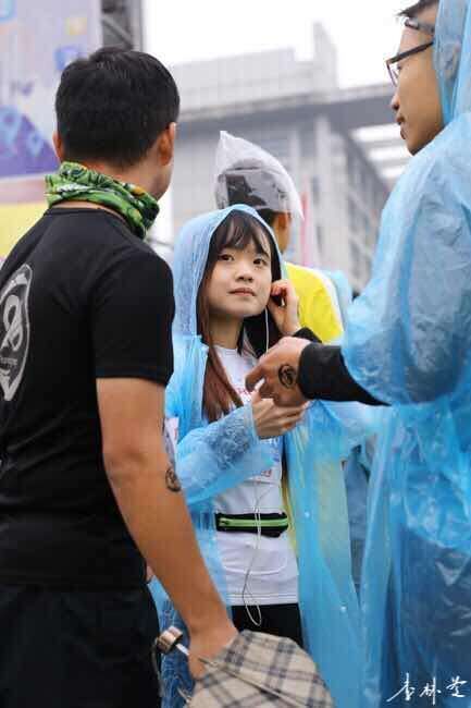 70斤软妹，独自战胜21.0975K全纪录！