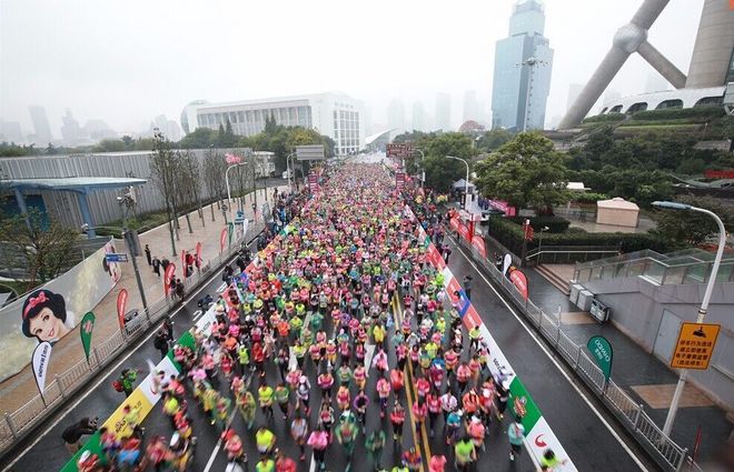 美，在路上；跑，活自己——上海浦东国际女子半程马拉松赛众测报告