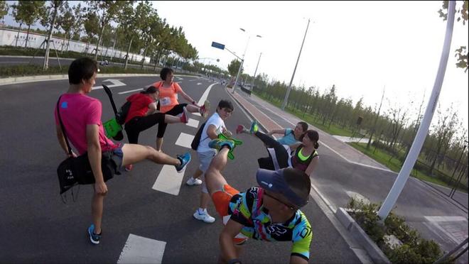 滴滴答答的杭马，收获无数下巴——挂盐水的330鸡血兔《三丰志》