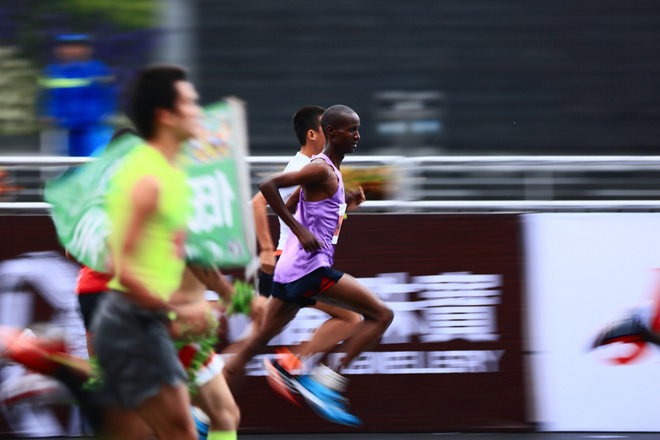 【上马20周年】我不跑，我只是看看