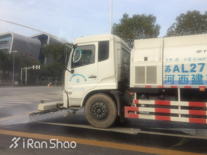 回顾 | 首届南马，一场“出人意料”的马拉松