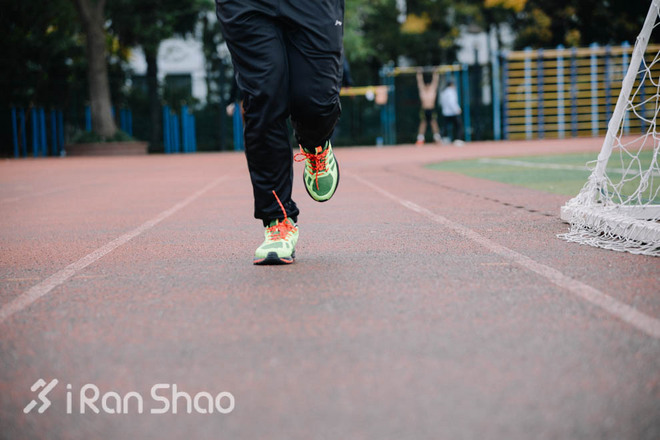 评测 | 云端之梦坚若磐石，李宁云二代冬季款跑鞋