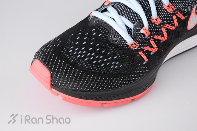 开箱 | Nike Air Zoom Vomero 10，漂亮得不像实力派
