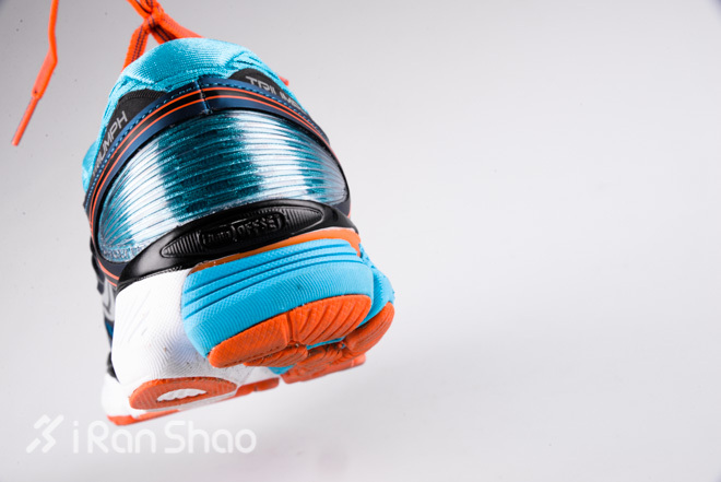 开箱 | 抉择快慢，Saucony 圣康尼 Triumph ISO