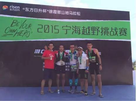 不是2者强，而是强者2