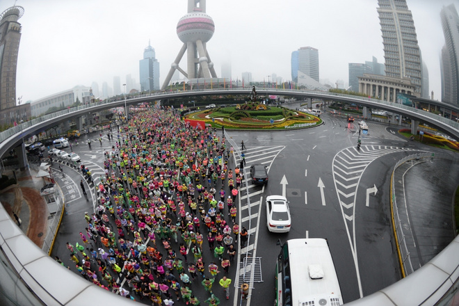 据说今天有一场颜值最高的马拉松！