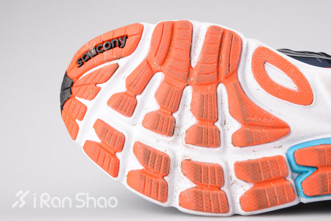 开箱 | 抉择快慢，Saucony 圣康尼 Triumph ISO