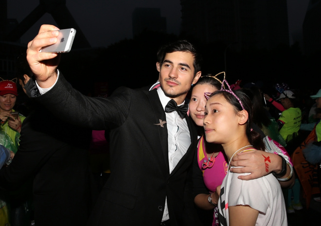 据说今天有一场颜值最高的马拉松！