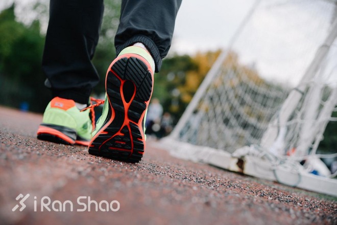 评测 | 云端之梦坚若磐石，李宁云二代冬季款跑鞋