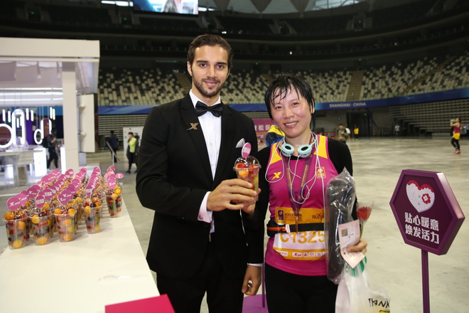 据说今天有一场颜值最高的马拉松！