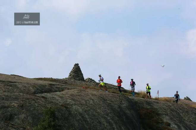 不是2者强，而是强者2