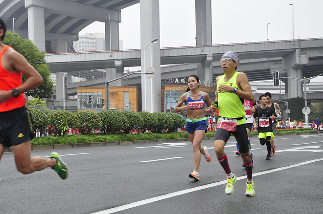 战 上 海          记我的2015上海马拉松