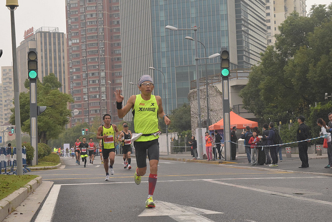 战 上 海          记我的2015上海马拉松