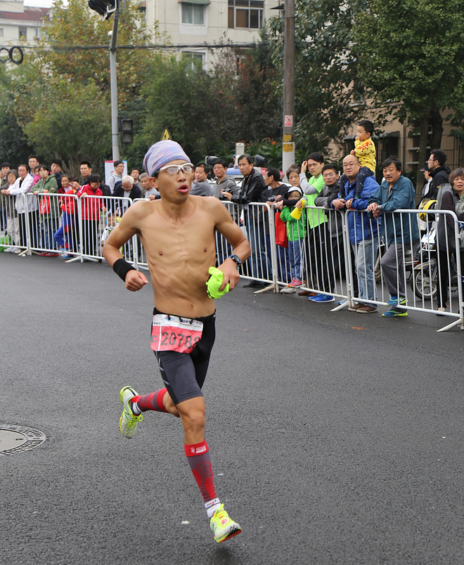 战 上 海          记我的2015上海马拉松