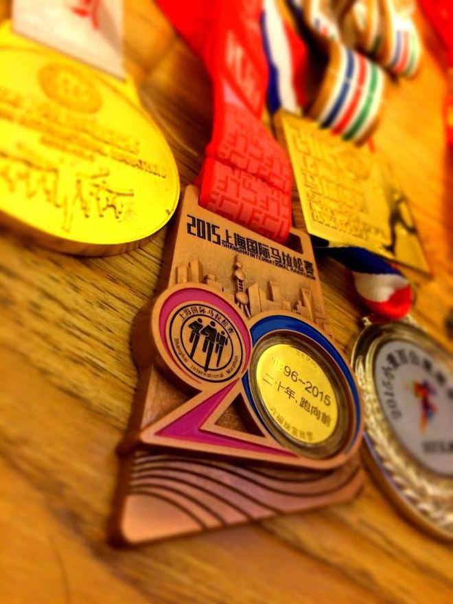 “侬好上马”让我们单纯的跑下去