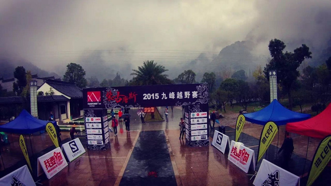 论一个跑渣为何死忠柴古唐斯