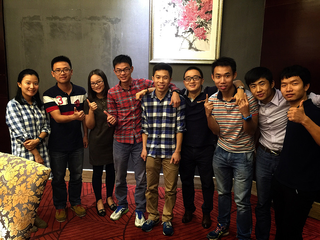 四个人，八条腿，一颗心，我们共同的乐施毅行者