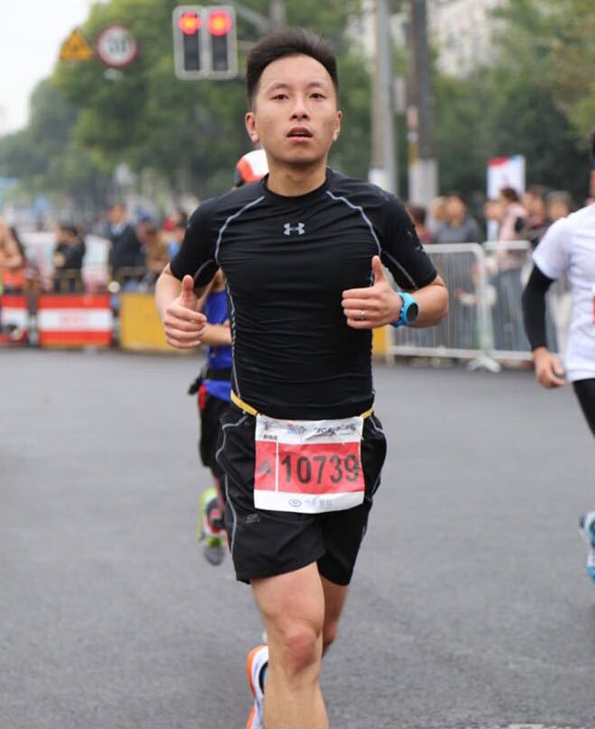 “侬好上马”让我们单纯的跑下去