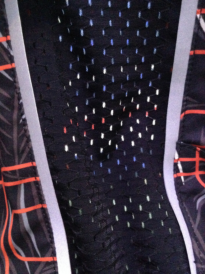 【众测报告】ActionFox快乐狐狸跑步套装 | 有似非有 如微风吹过一样柔软