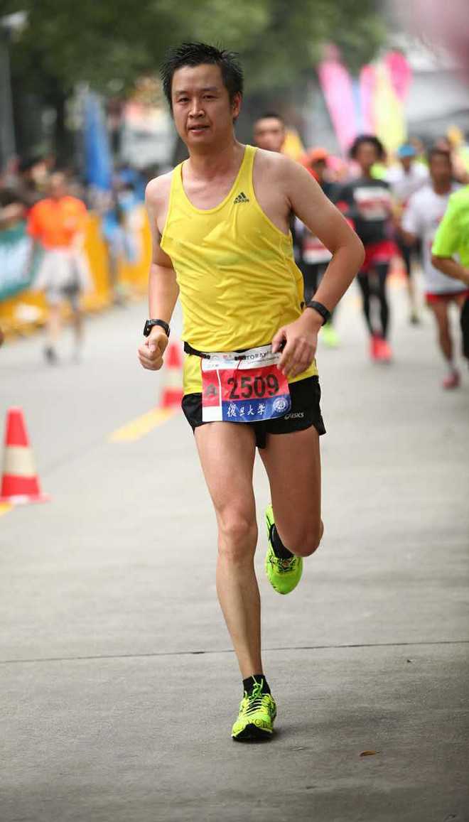 “侬好上马”让我们单纯的跑下去