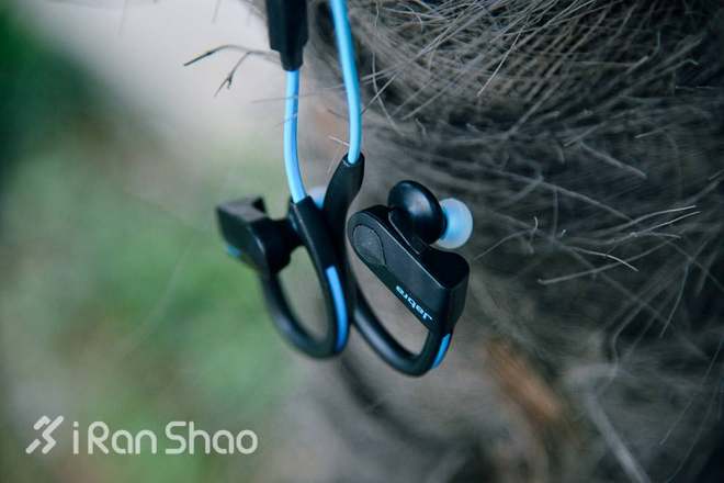 评测 | 无线耳机这个东西，好像怎么都和运动不搭