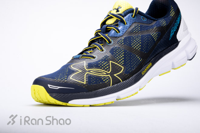 开箱 | UA Charge Bandit ，将浩瀚星空踩于脚下