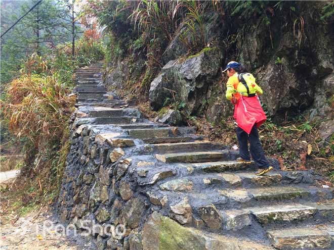 探路 | 一条腾云驾雾且有故事的越野之路“黄山一百”