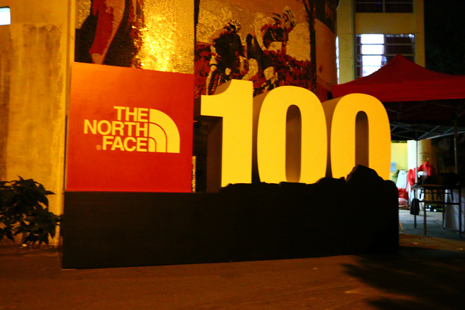 山在海中，人在山中，与熊熊在香港TNF100的故事