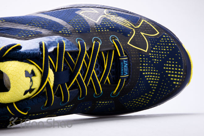 开箱 | UA Charge Bandit ，将浩瀚星空踩于脚下