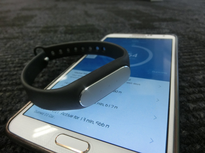 小米手环光感版众测——白菜价的的心率手环是噱头还是实用