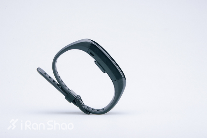 开箱 | Garmin Vivosmart HR，有着运动手表基因的智能手环