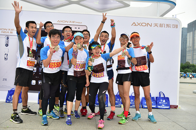 匆匆深广两马情