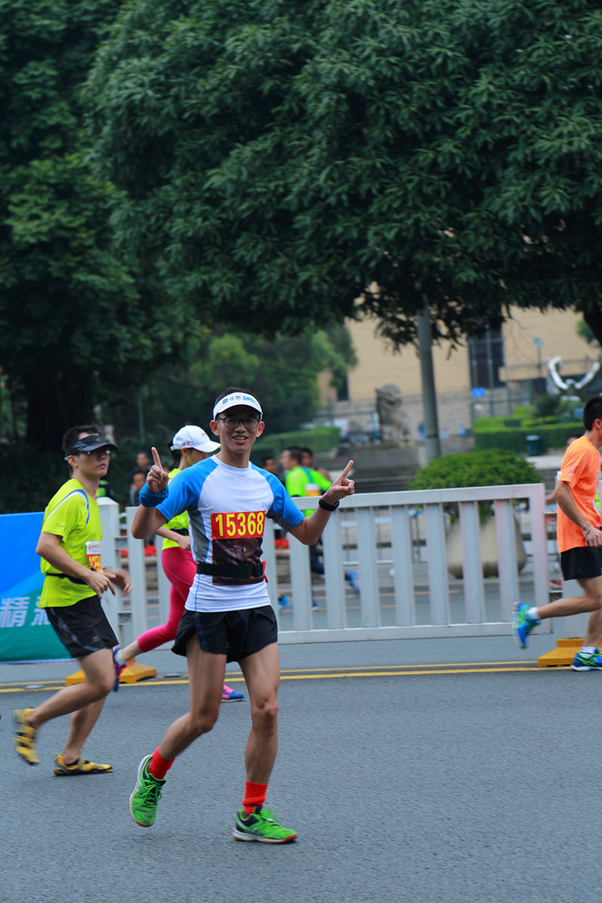 匆匆深广两马情