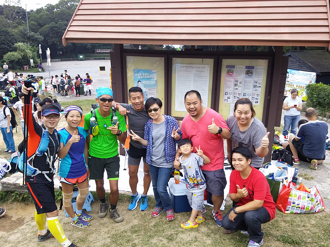 毅行者就是一場一期一會的山友嘉年華；只是麥理浩徑不是我的菜。