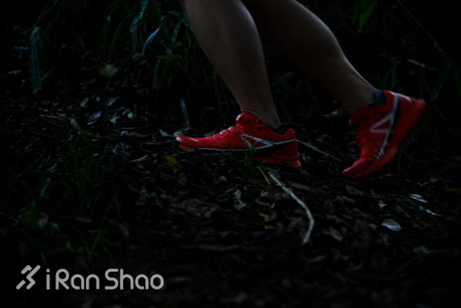 跑鞋 | Salomon 萨洛蒙 SLAB-Wings，红的不怕野