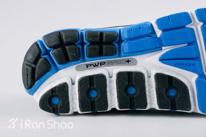 开箱 | Saucony 圣康尼 Redeemer ISO， 劳斯莱斯中的肌肉救世主