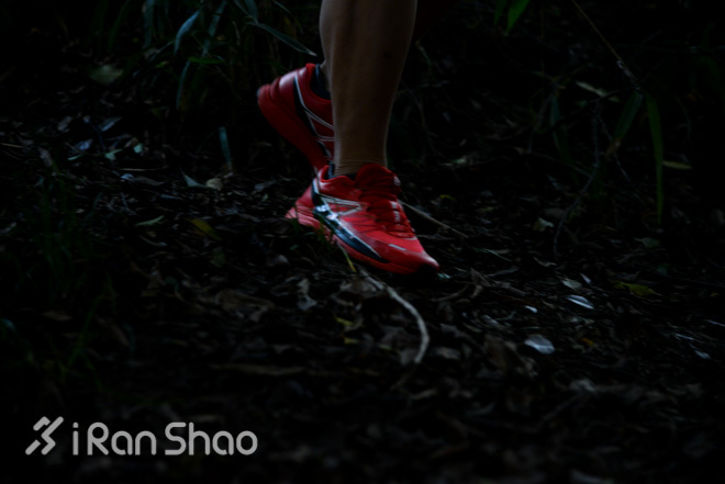 跑鞋 | Salomon 萨洛蒙 SLAB-Wings，红的不怕野