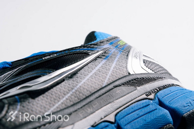 开箱 | Saucony 圣康尼 Redeemer ISO， 劳斯莱斯中的肌肉救世主