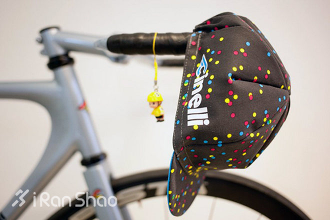 清单 | 编辑们的跑步装备EDC，他们跑步都带这些东西