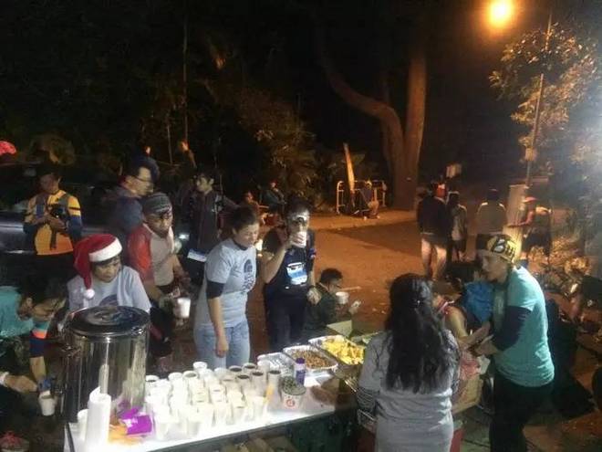 香港TNF100 | 越野跑的不是路，而是一种信仰