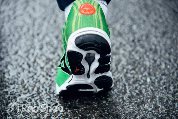 跑鞋 | Mizuno 美津浓 Wave Hitogami 2，慢和我没关系