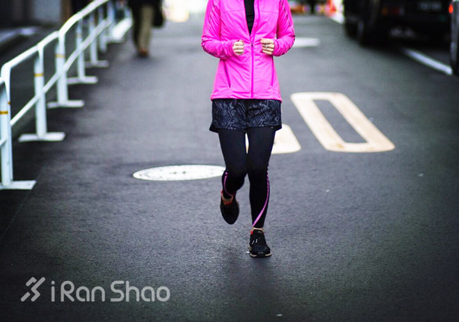 跑鞋 | ASICS亚瑟士 MetaRun，长距离跑鞋的黑金之选！