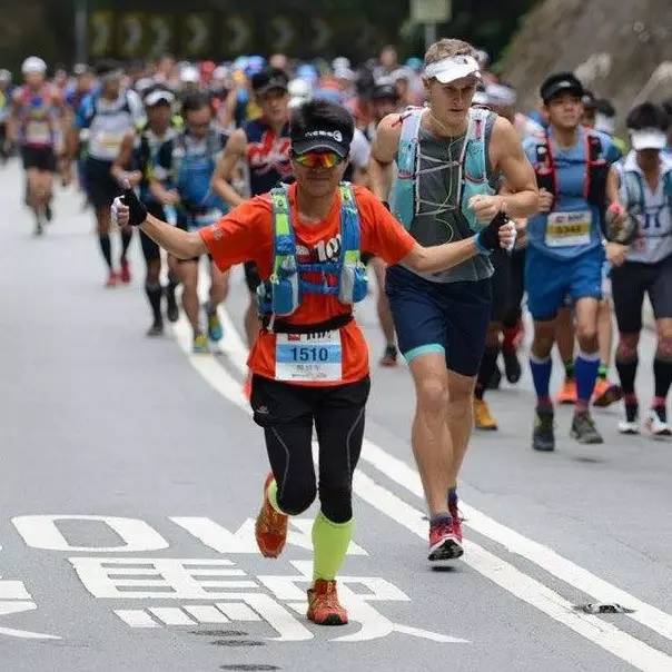 香港TNF100 | 越野跑的不是路，而是一种信仰