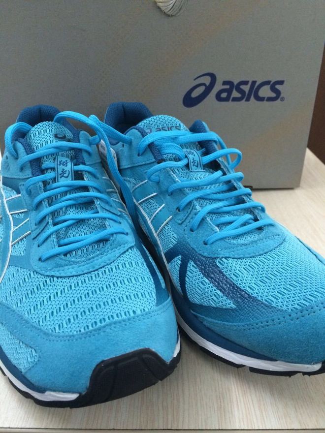 天之道，损有馀而补不足，是故虚胜实，不足胜有馀。— Asics Skysensor Glide 3 测评报告