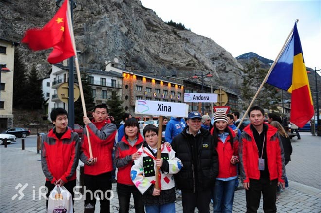 人物 | 全马243，这个警察不抓小偷