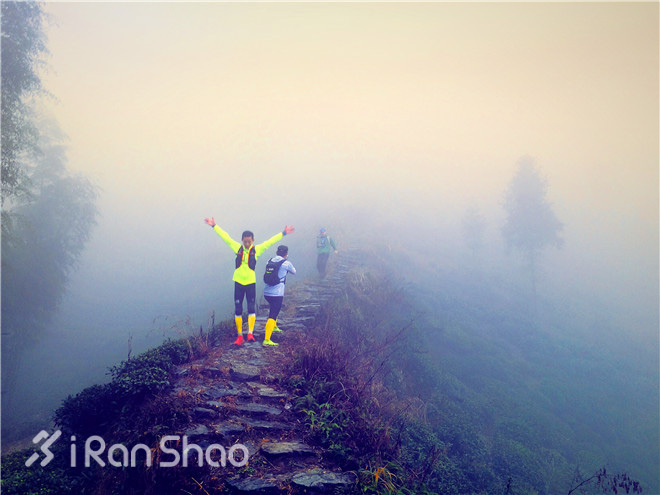 探路 | 一条腾云驾雾且有故事的越野之路“黄山一百”