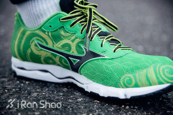 跑鞋 | Mizuno 美津浓 Wave Hitogami 2，慢和我没关系