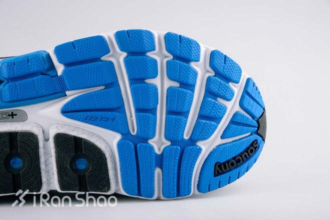 开箱 | Saucony 圣康尼 Redeemer ISO， 劳斯莱斯中的肌肉救世主