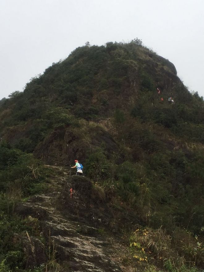 越野小白升级当中，此处省略500字